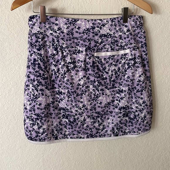 PGA Tour Woman’s Golf Skorts Size Medium - Picture 3 of 7